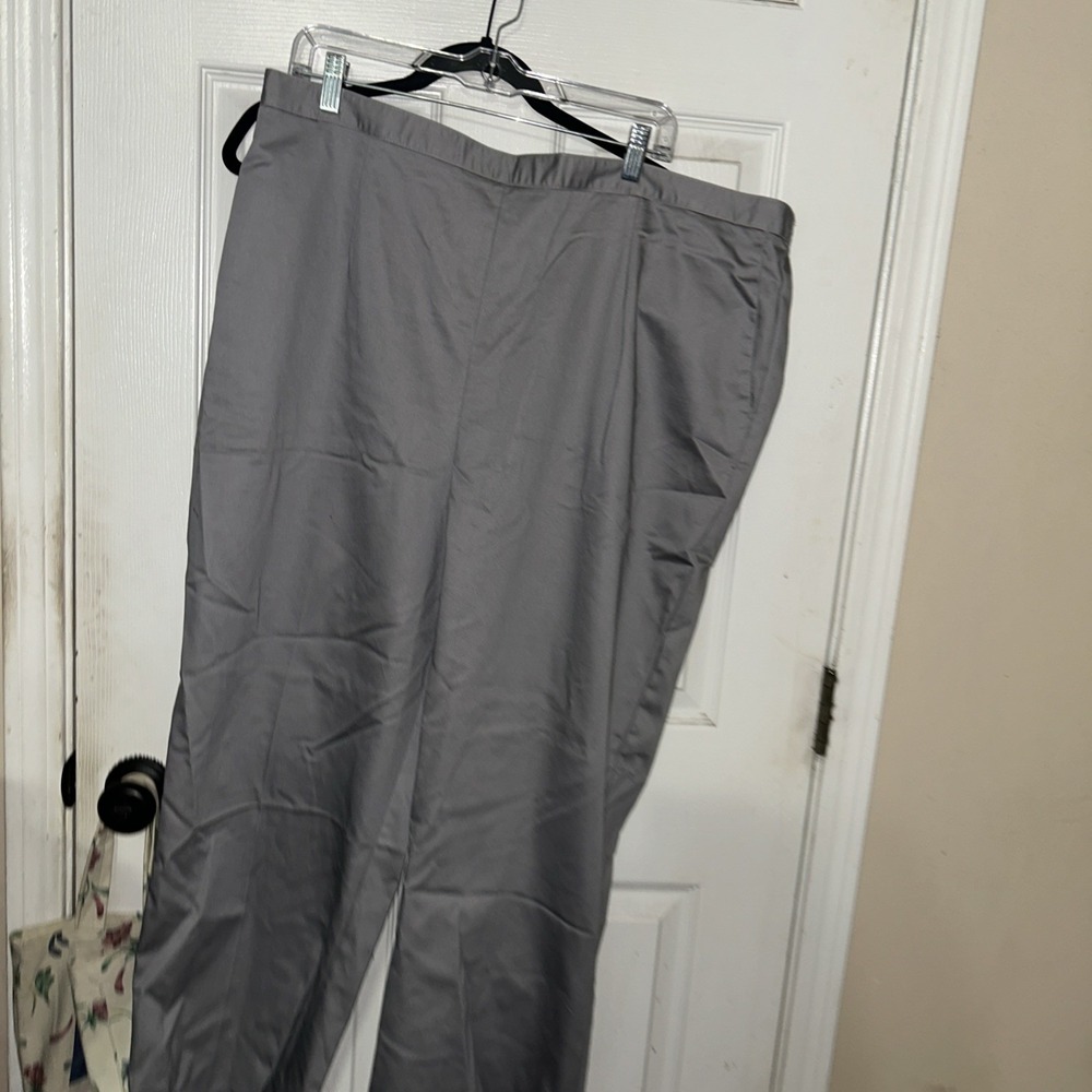 Alfred Dunner Women's City Of Lights  Proportioned Pant‎ Size 24W NWT Grey